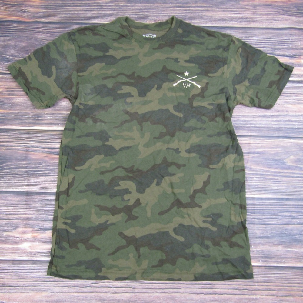 Howitzer Patriot Mens Medium Green Camo T‎ Shirt Military USA America